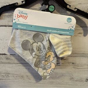 Disney Baby Mickey Mouse & Pluto Bandana Bib & Socks Size 6-12 Months NEW